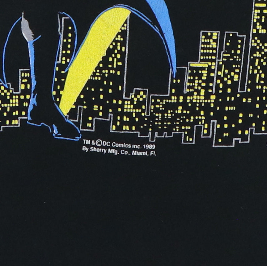 1989 Batman Bat Signal DC Comics Shirt