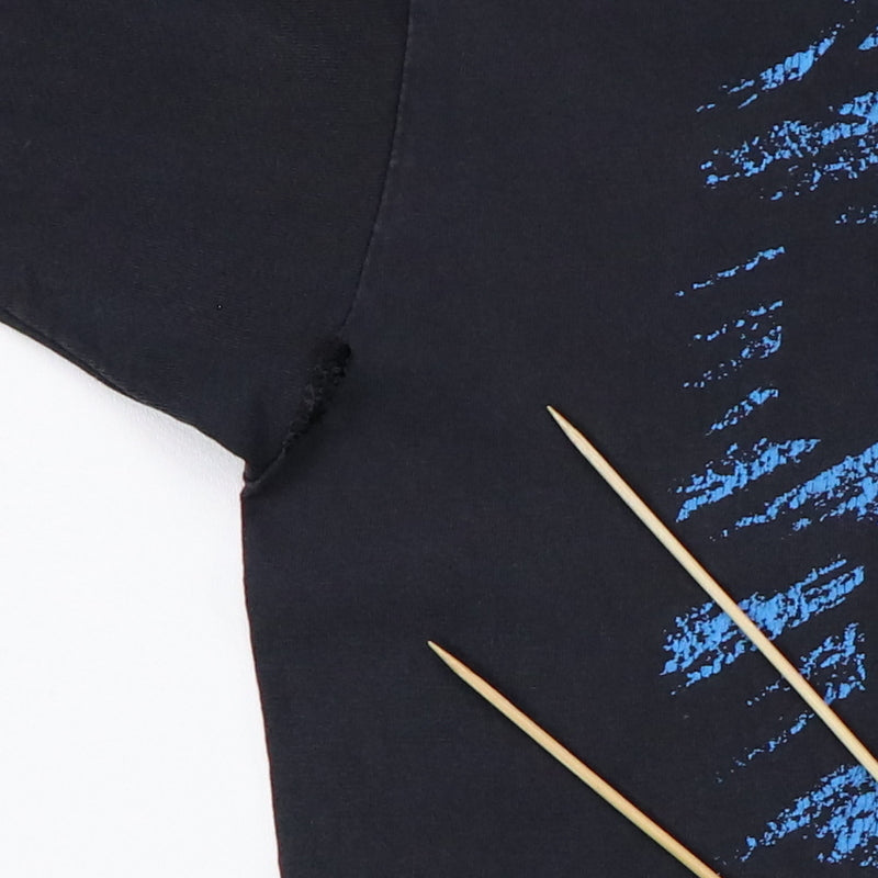 1991 Garth Brooks Ropin The Wind Shirt