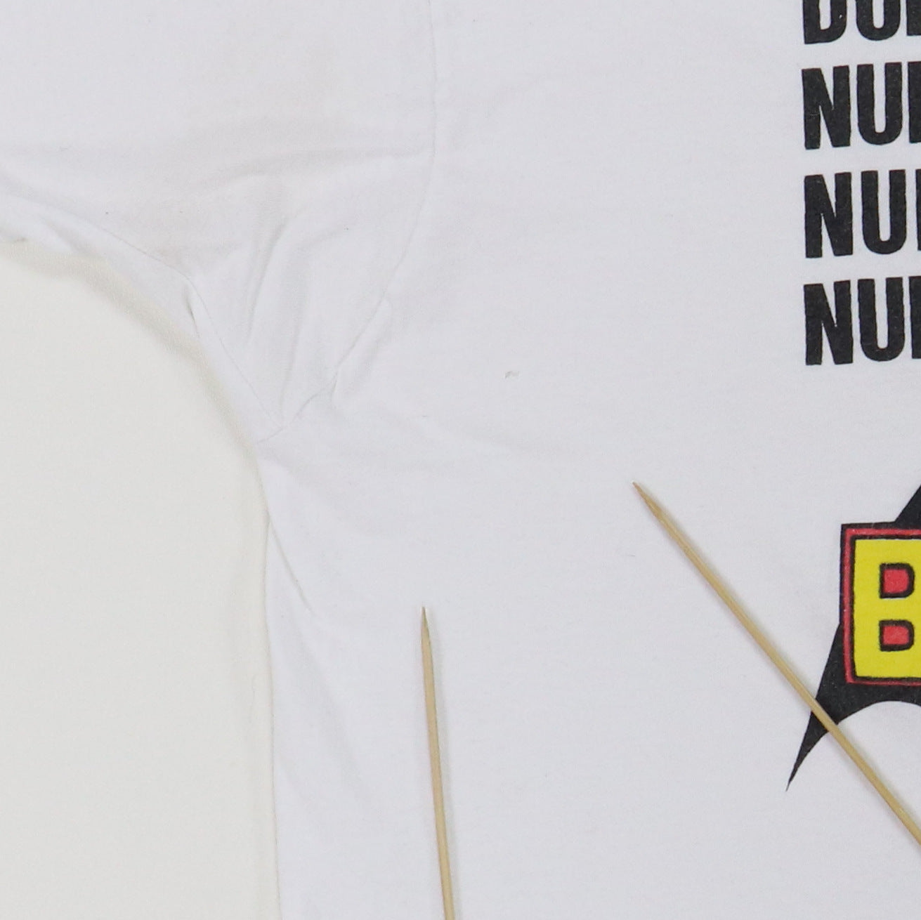 1980s Batman Duh Nuh Nuh Nuh DC Comcis Shirt