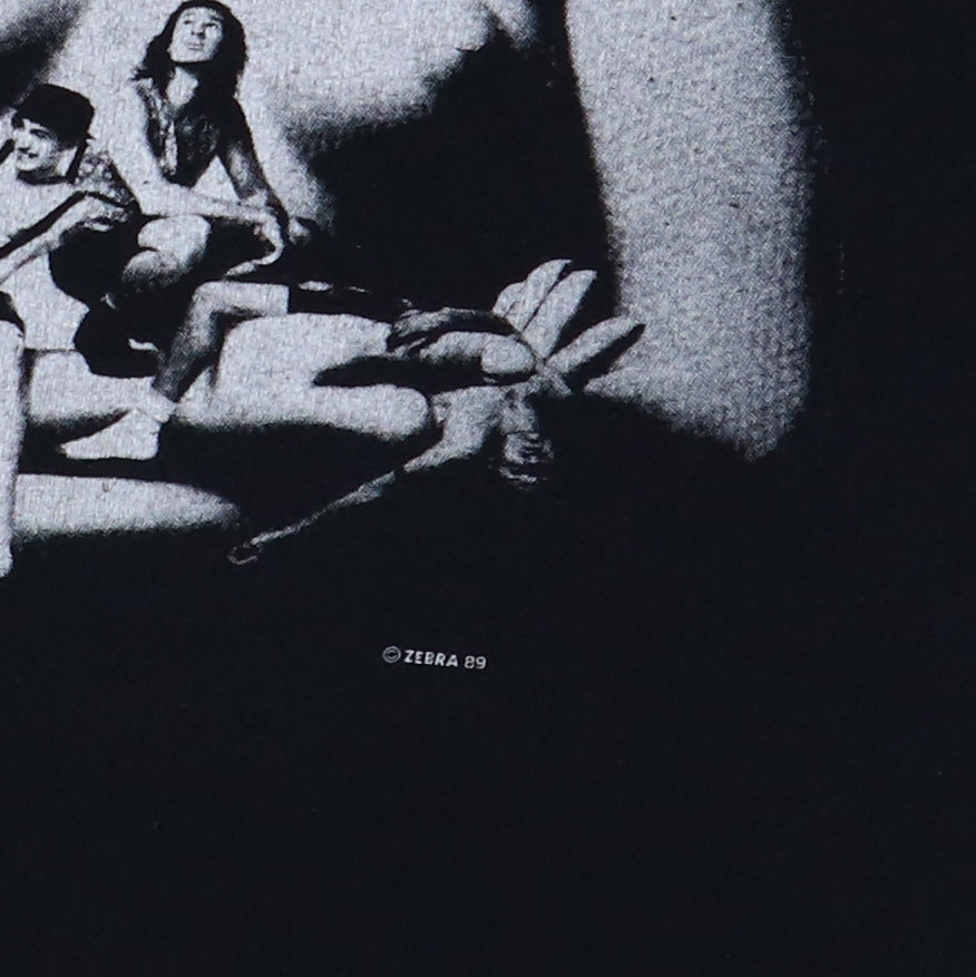 1990 Red Hot Chili Peppers Mother's Milk European Tour Shirt Detail