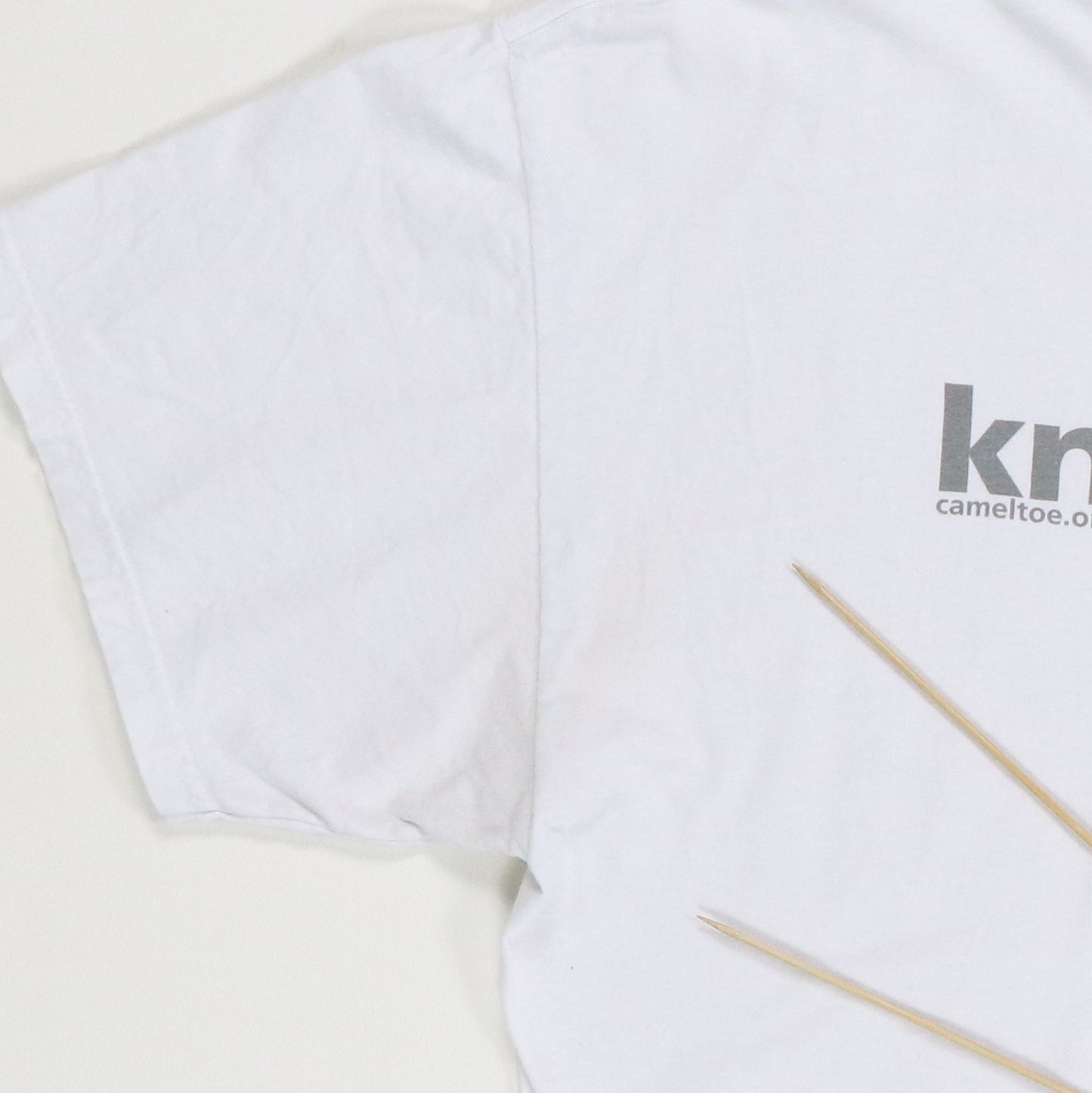 1990s Camel Toe Know The Toe Shirt