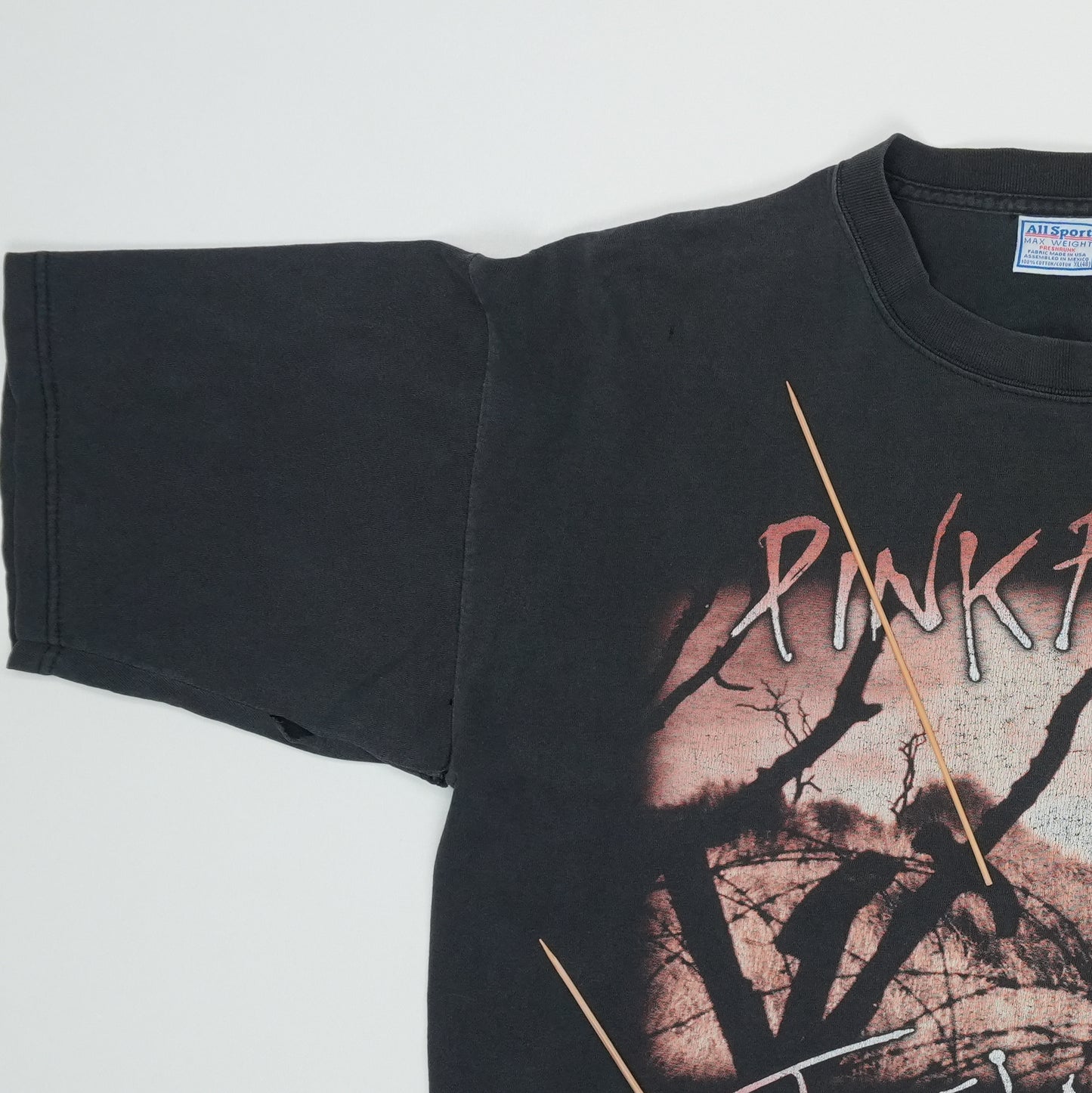 2001 Pink Floyd The Wall Shirt