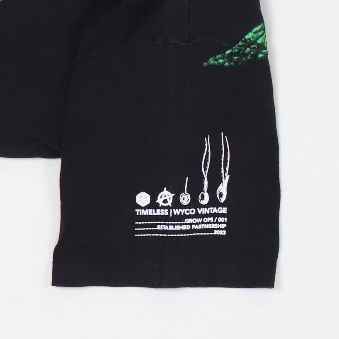 1990s Marijuana Leaf Peace Sign All Over Print Shirt