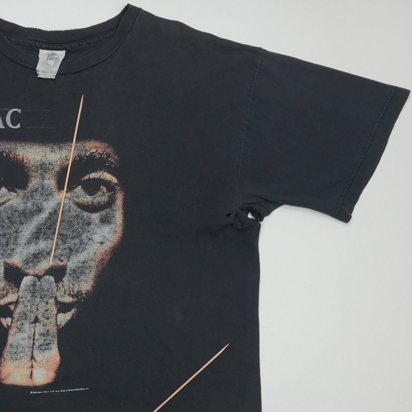 1990s 2Pac Me Against the World Shirt Detail 3