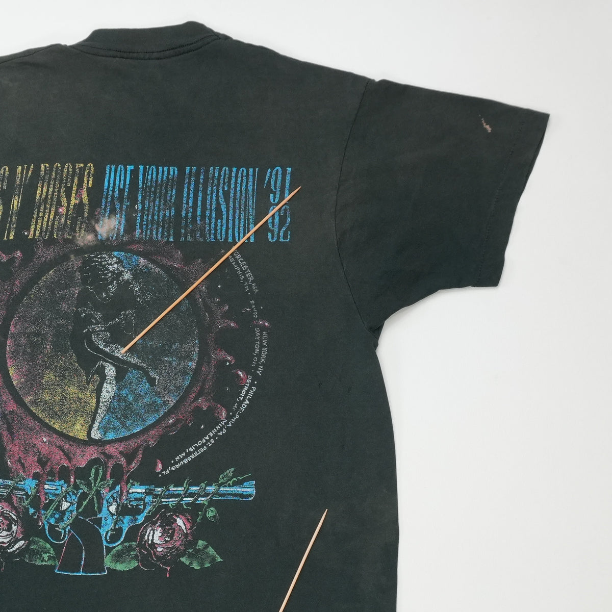 1991 Guns N Roses Use Your Illusion Tour Shirt