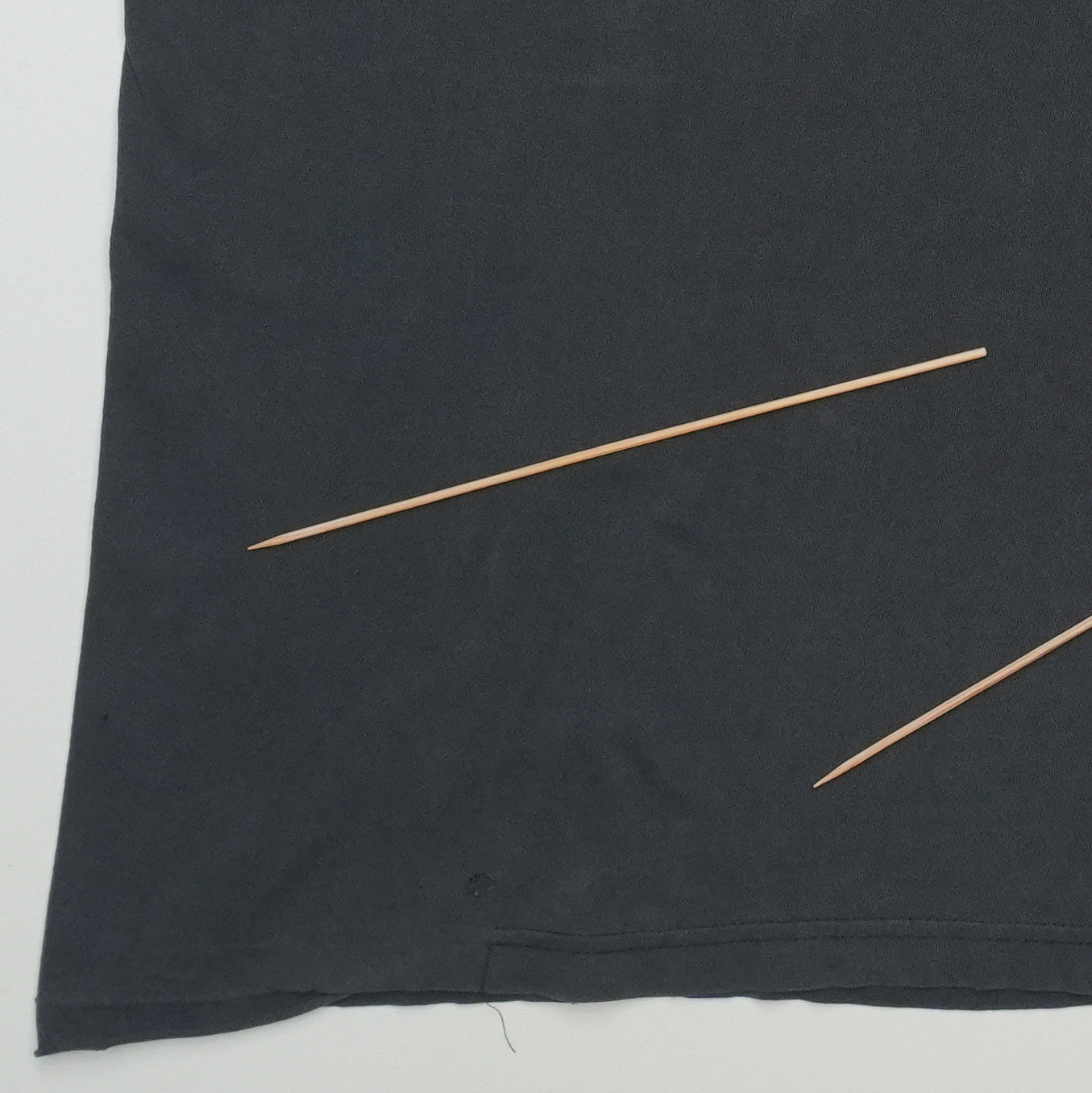 2000s Pink Floyd The Wall Shirt Back Graphic