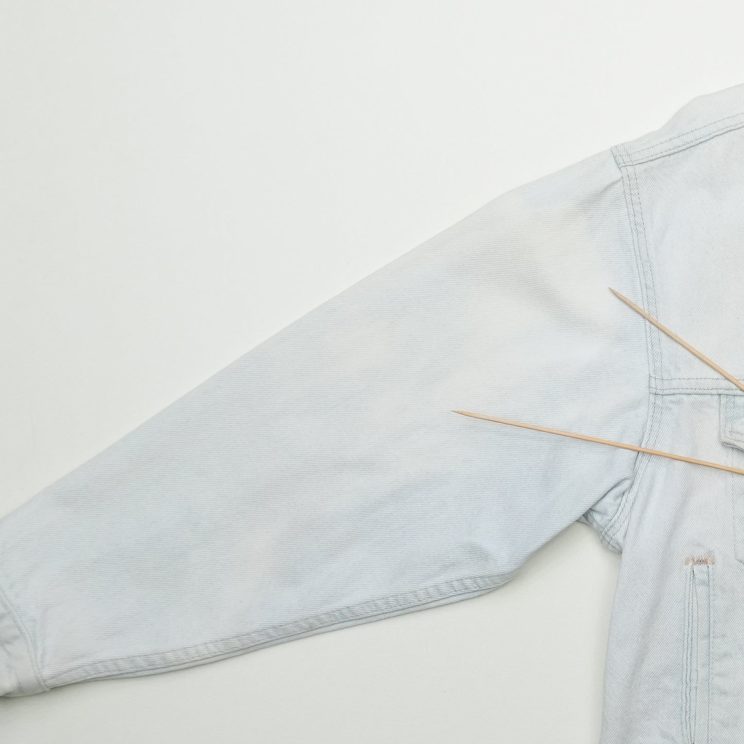 1993 Alice in Chains Levi's Denim Jacket Front Detail 3
