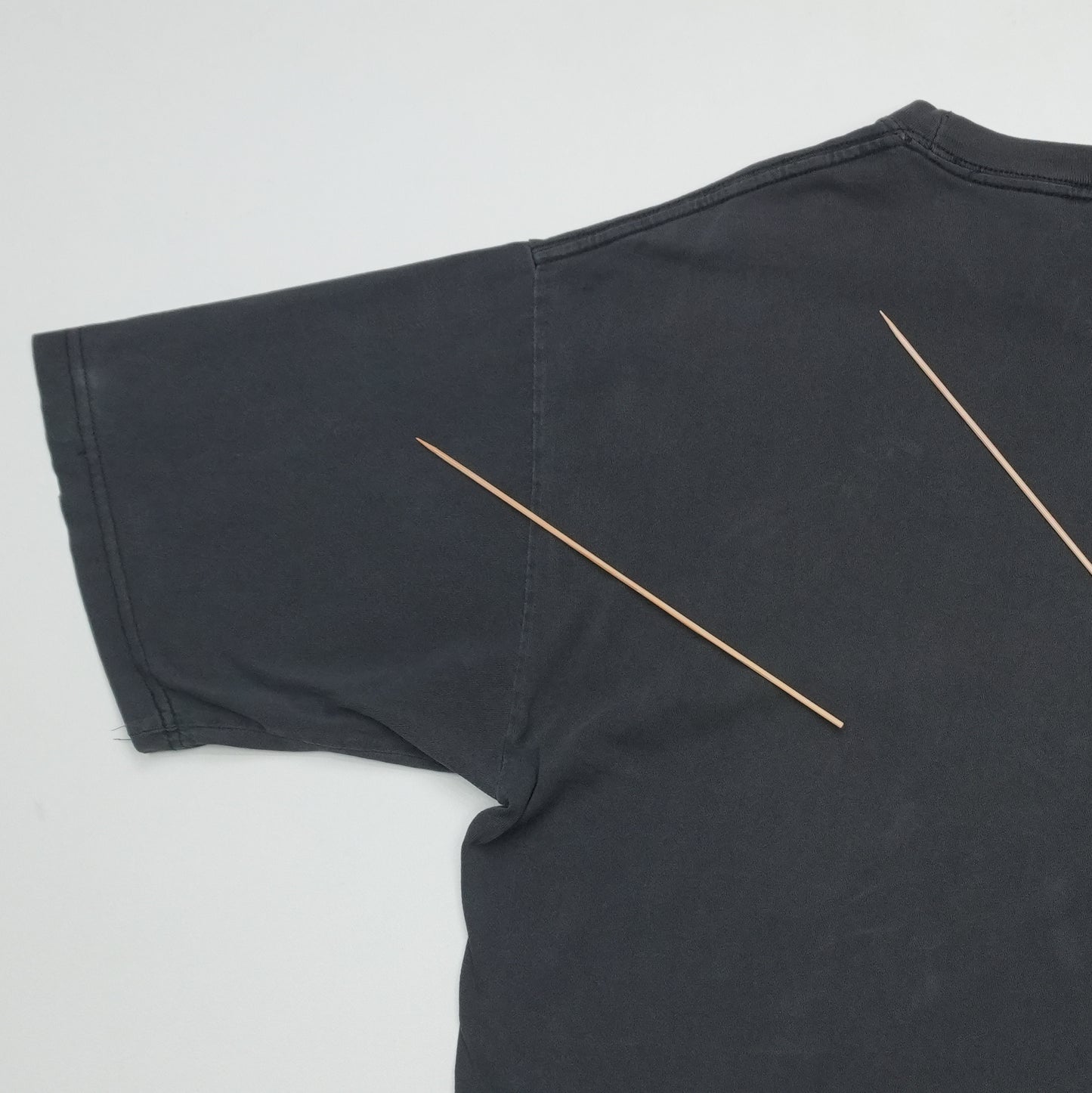 2000s Pink Floyd The Wall Shirt Back Detail 1