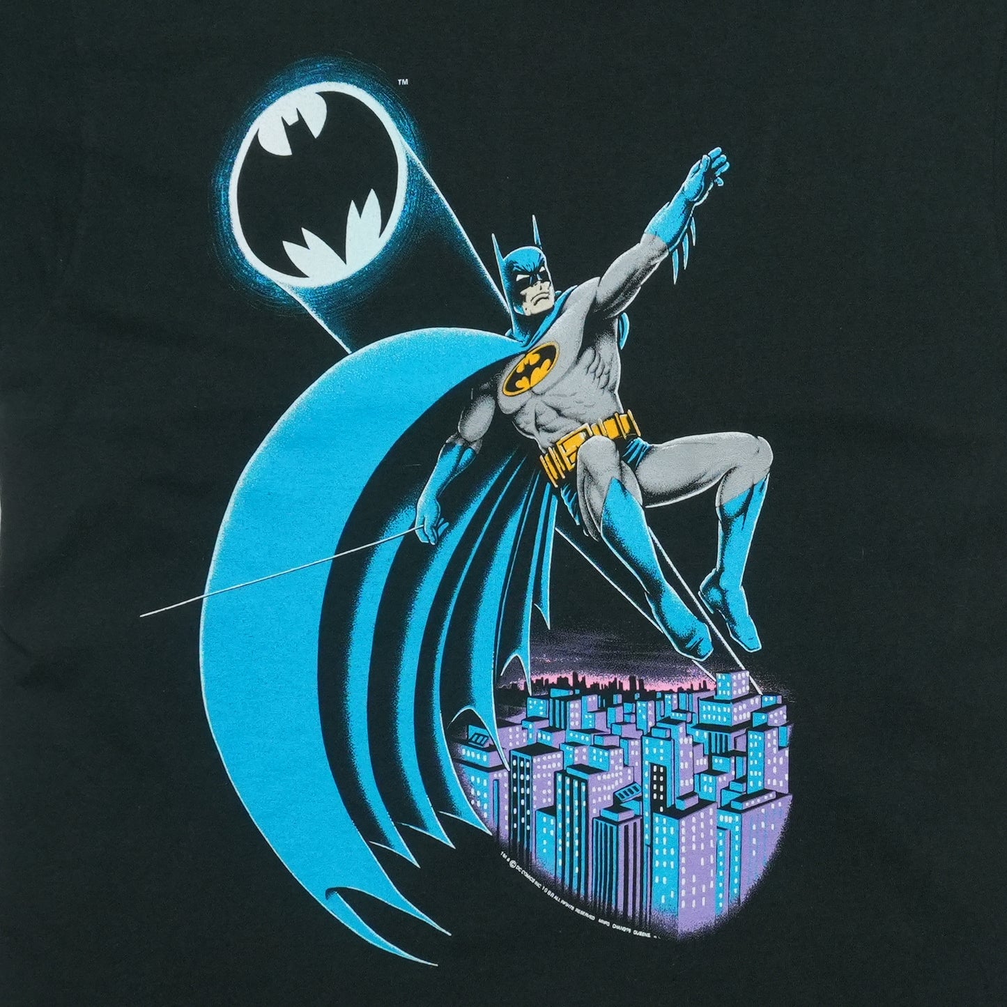 1988 Batman DC Comics Shirt Front Graphic