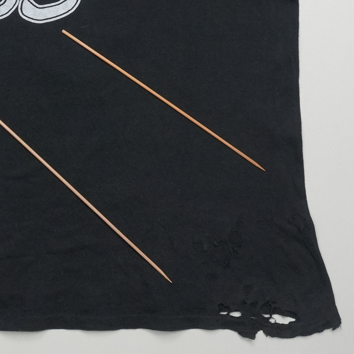 1985 Deep Purple Perfect Strangers Crew Tour Shirt Front Detail 2