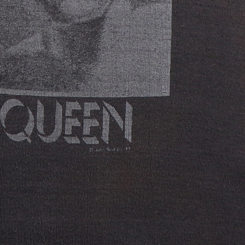 1977 Queen News Of The World Shirt
