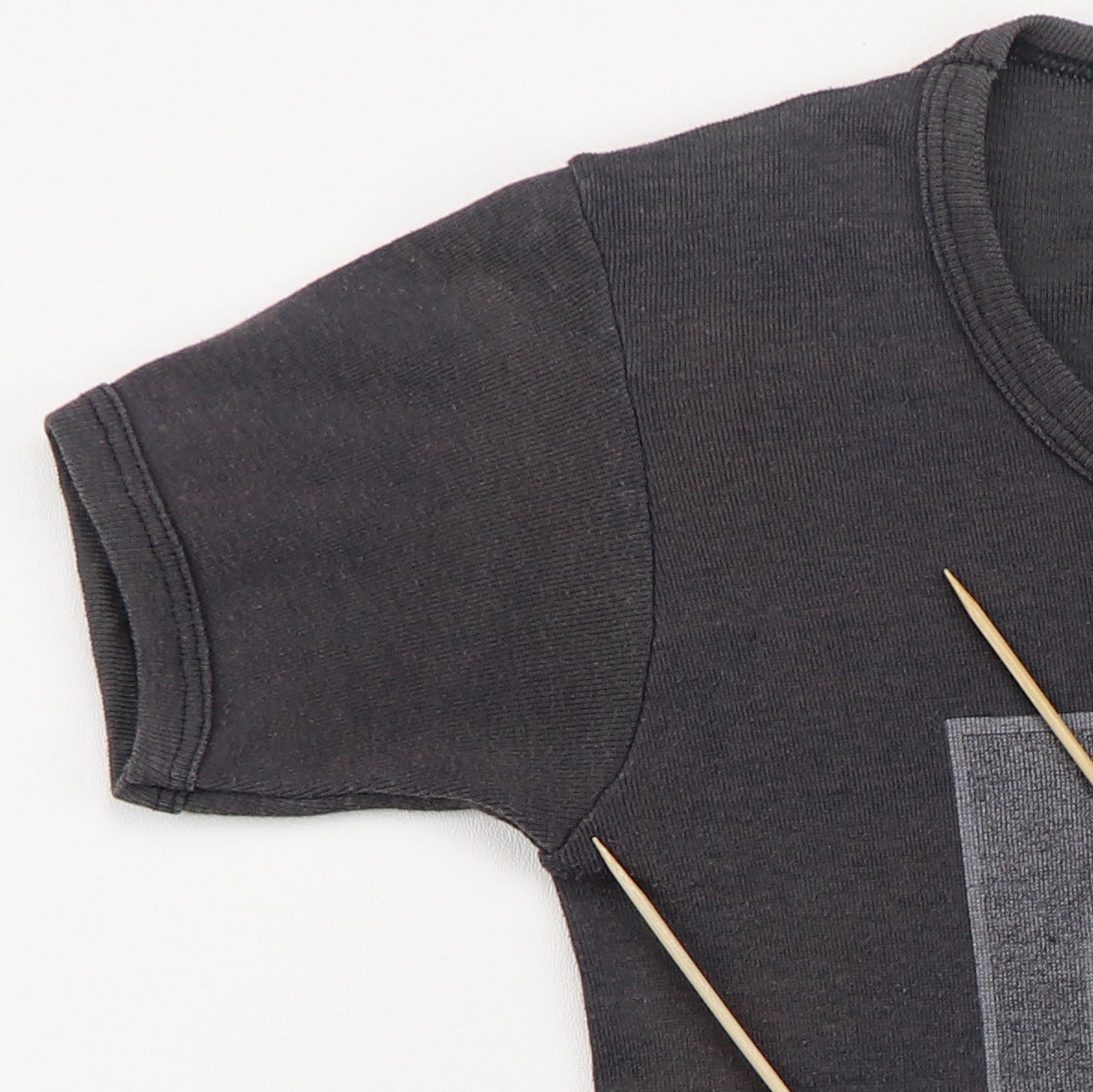 1977 Queen News Of The World Shirt