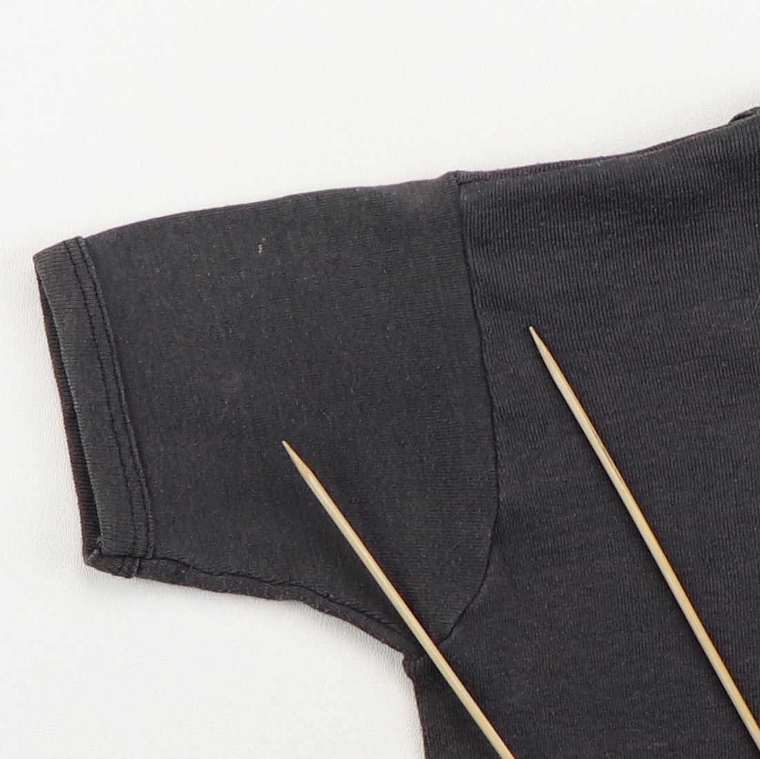 1977 Queen News Of The World Shirt