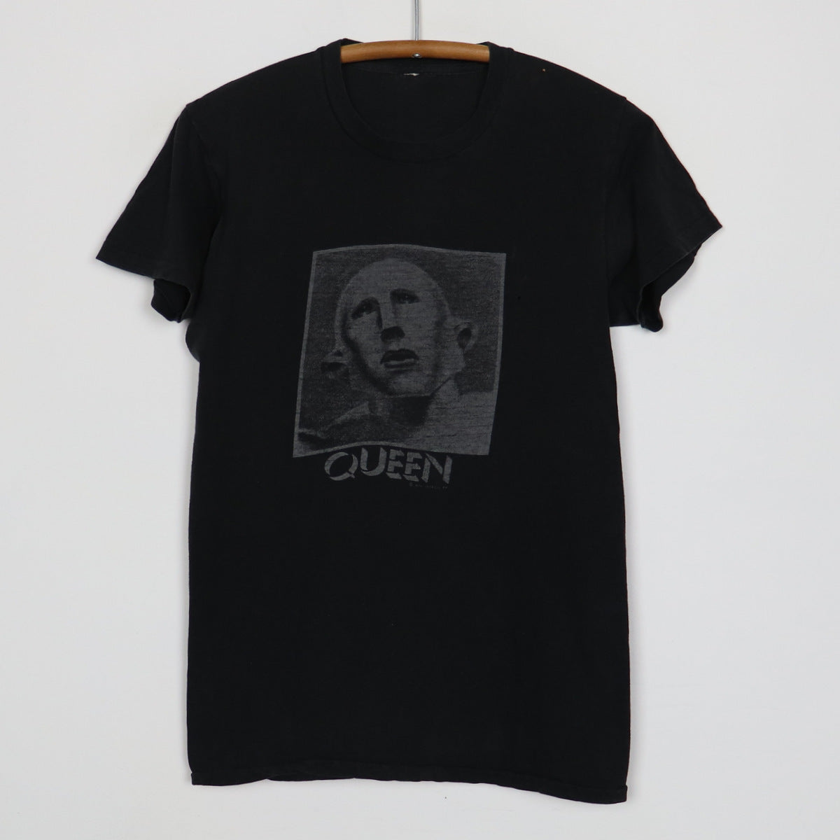 1977 Queen News Of The World Shirt