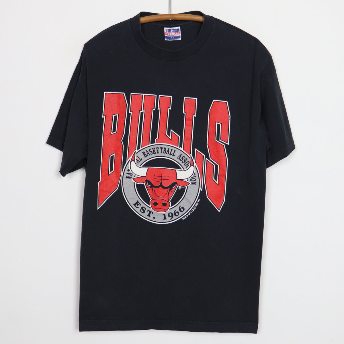 Vintage Chicago Bulls T Shirt Trench Size Xtra Large Basketball