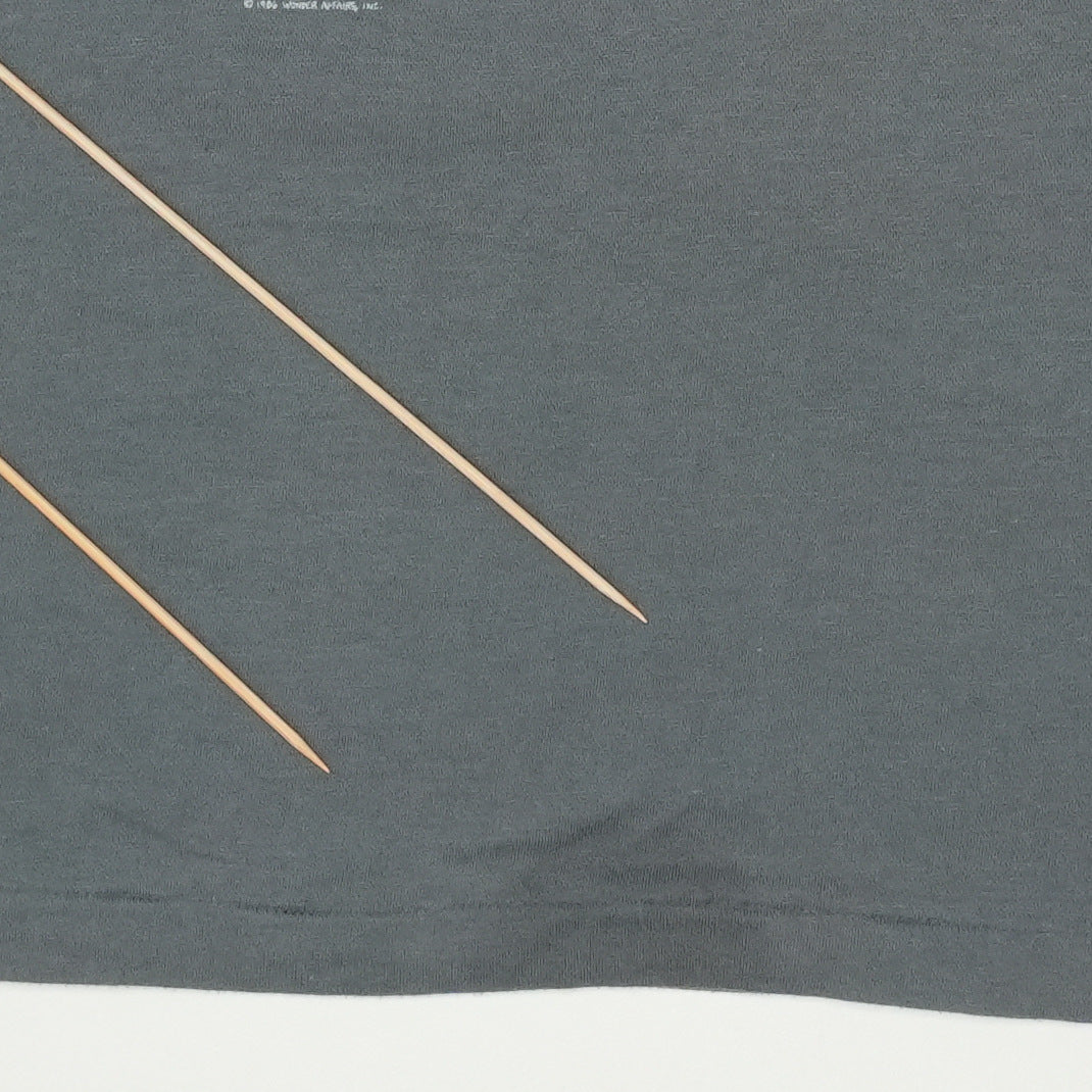 1986 Stevie Wonder In Square Circle Shirt Detail