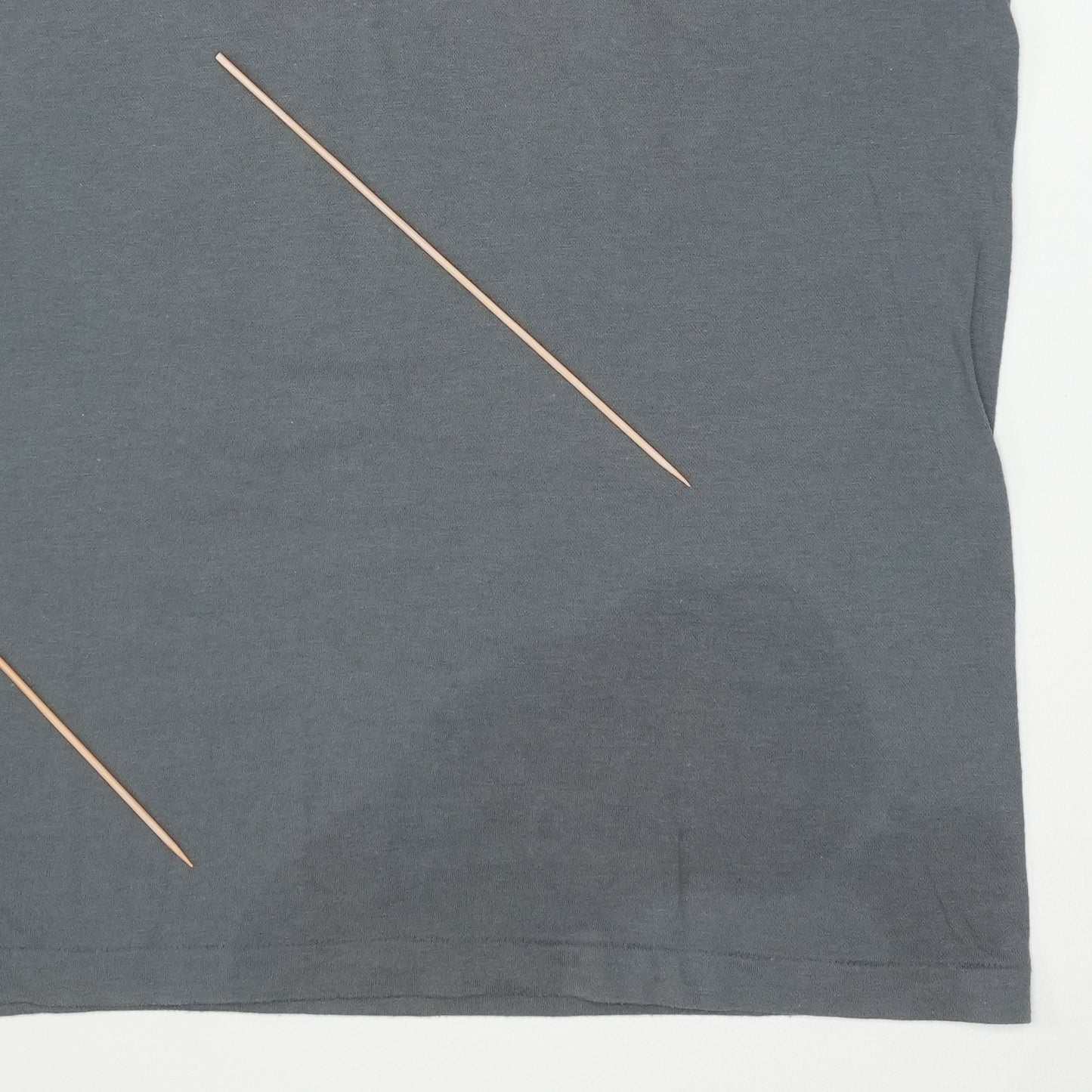 1986 Stevie Wonder In Square Circle Shirt Detail