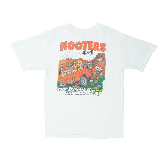 2000s Hooters 4x4 Shirt