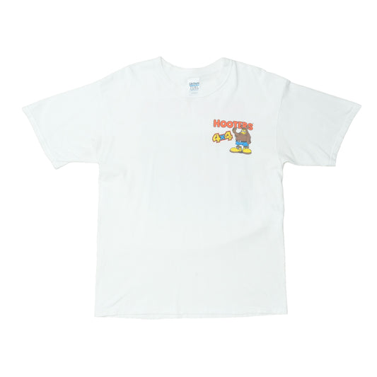 2000s Hooters 4x4 Shirt