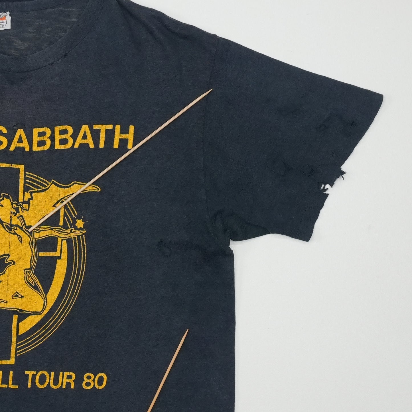1980 Black Sabbath Heaven & Hell Tour Shirt Detail 3