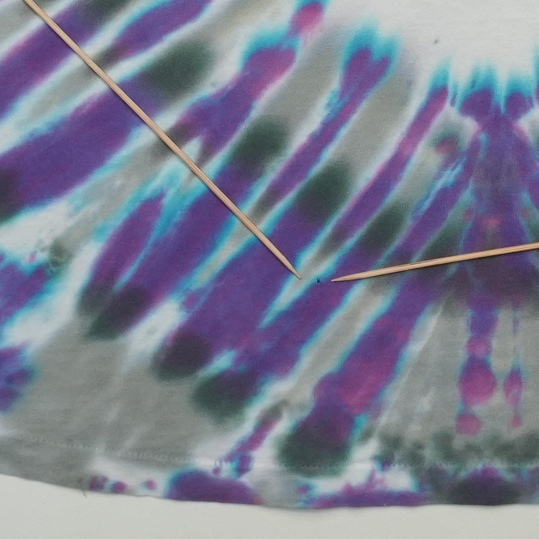 1990s Grateful Dead Skull and Roses Tie Dye Shirt Detail