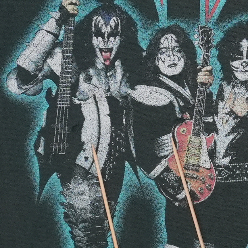 2000 KISS Farewell Tour Shirt Detail 3
