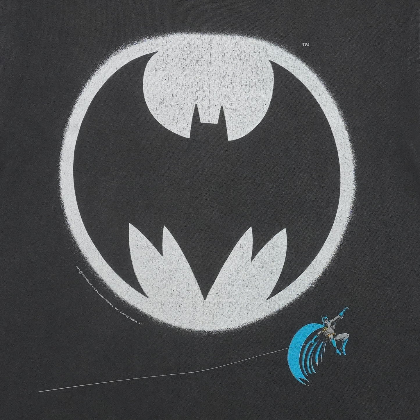 1989 Batman Bat Signal Shirt Front Detail 1