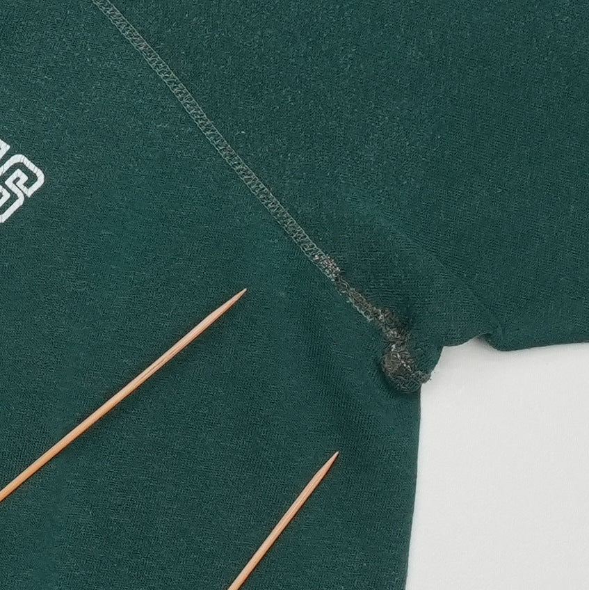 1980s Special Forces Fort Bragg Sweatshirt Detail
