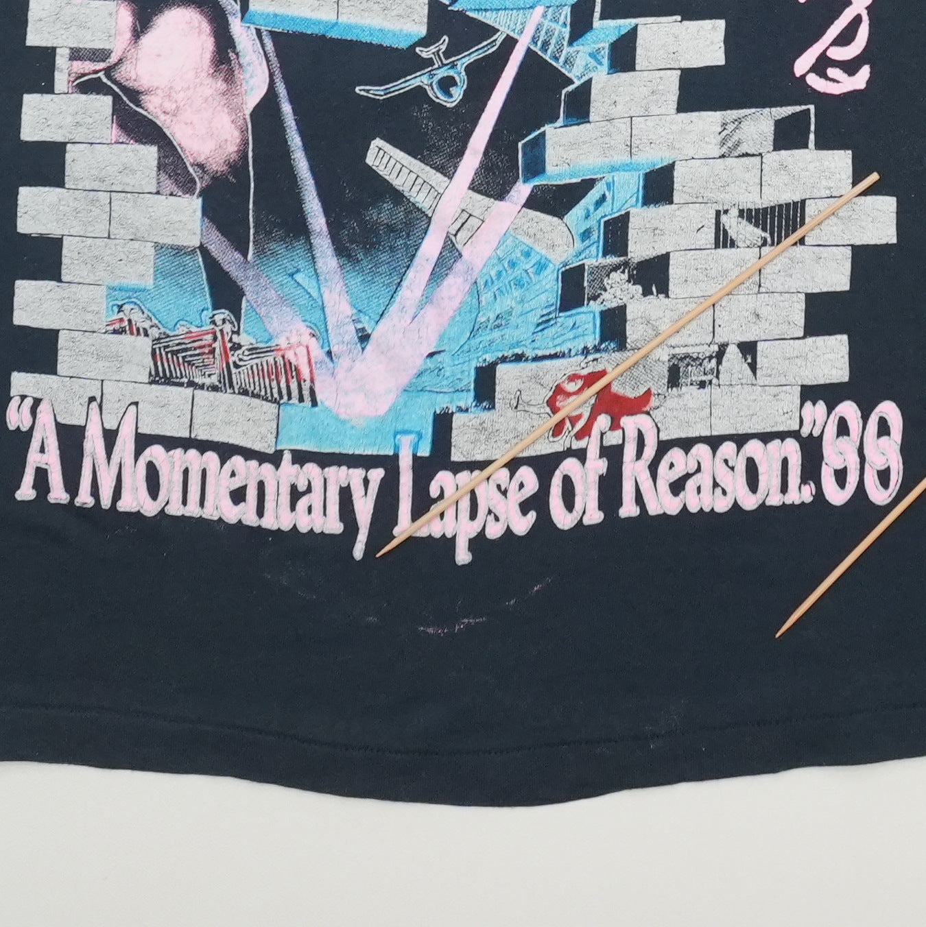 1988 Pink Floyd A Momentary Lapse of Reason Tour Shirt Front Detail 3