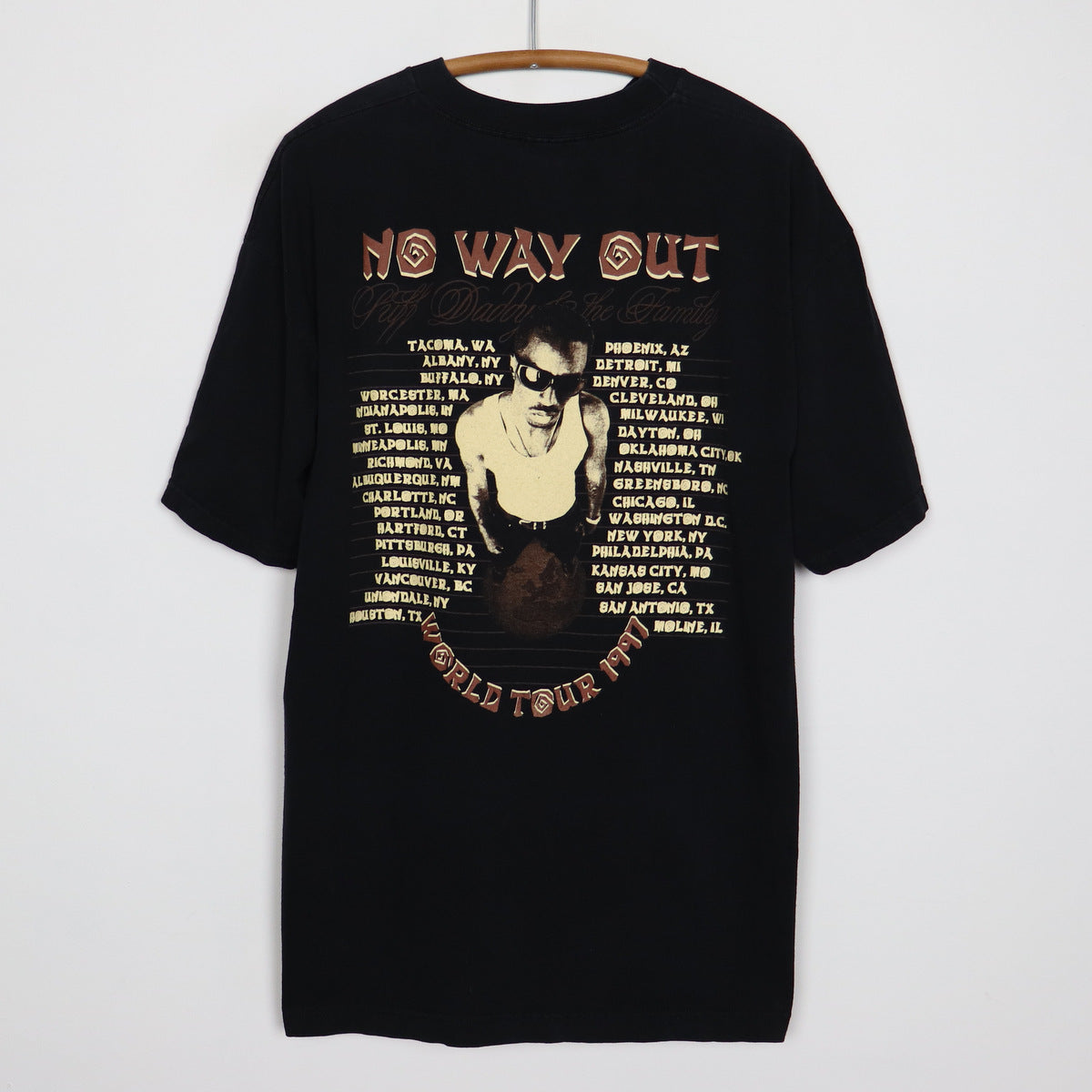 1997 Puff Daddy & The Family No Way Out World Tour Shirt 