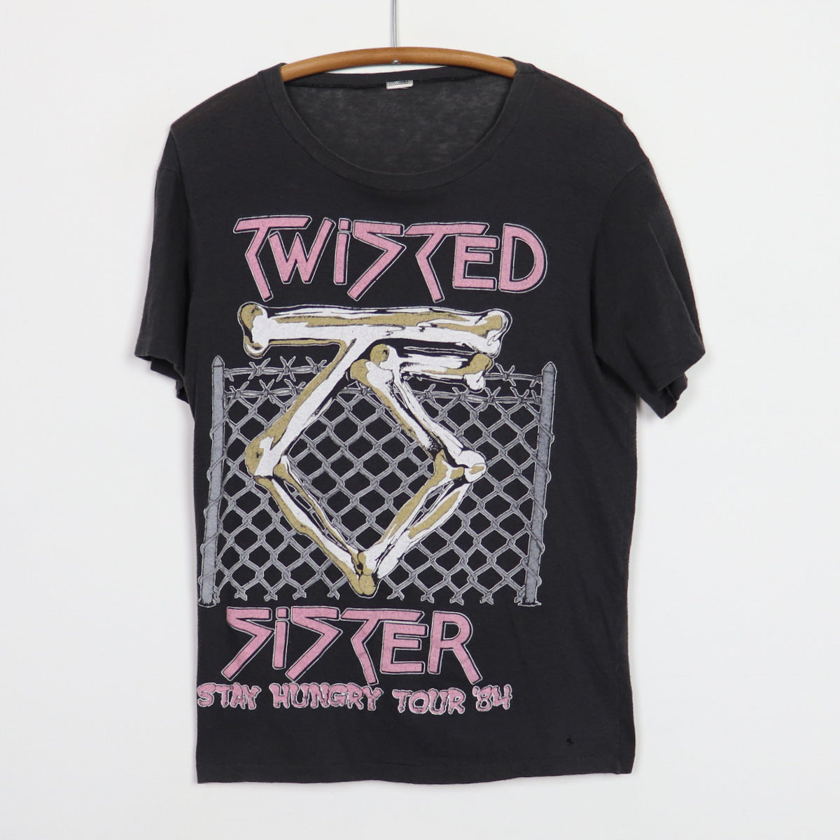 トゥイスデッドシスター◼️ビンテージ◼️ロックTシャツ◼️スティハングリー・ツアー 09032134MP-1984-Twisted-Sister